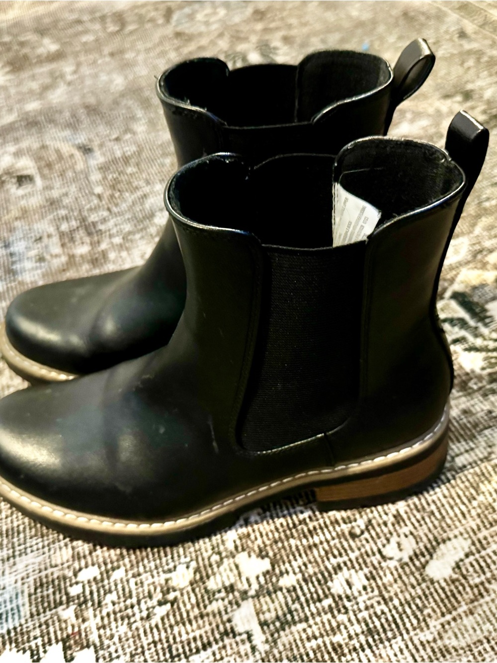 Universal Thread Chelsea Boots - Black